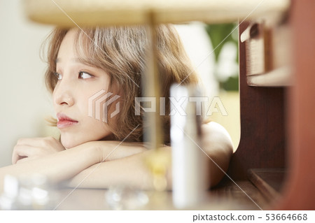 Women beauty Women beauty 53664668