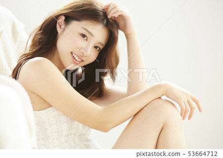 Women beauty Women beauty 53664712