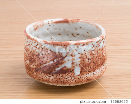 Shino-yaki Matcha Tea Bowl Shino-yaki Matcha Tea Bowl 53668625