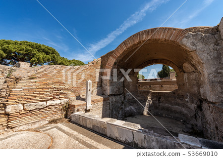 Roman thermal baths - Ostia Antica - Rome Italy Roman thermal baths - Ostia Antica - Rome Italy 53669010