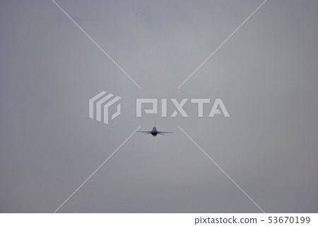 低空飛行 雜技 特技飛行 53670199