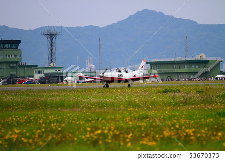takeoff preparation, base, airport 53670373