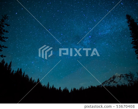 Starry sky and Mt. Hood (Lake Burnt, Oregon, USA) Starry sky and Mt. Hood (Lake Burnt, Oregon, USA) 53670408