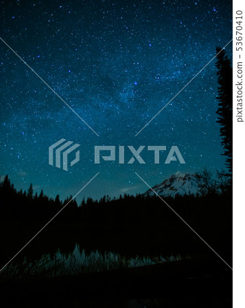 Starry sky and Mt. Hood (Lake Burnt, Oregon, USA) Starry sky and Mt. Hood (Lake Burnt, Oregon, USA) 53670410