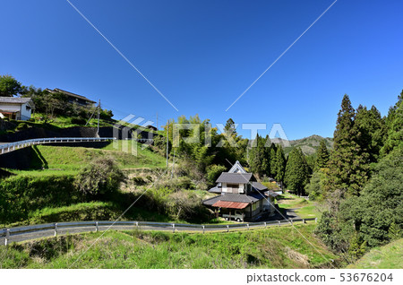 京都丹波鎮山村風光 53676204