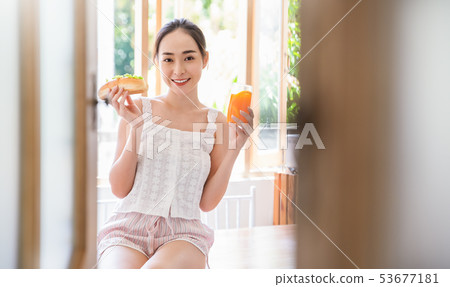 Female Lifestyle 53677181