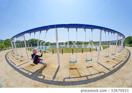 Green Park 53679815