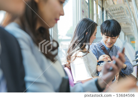 Family image photography cooperation "Keio Electric Railway Co., Ltd." Family image photography cooperation "Keio Electric Railway Co., Ltd." 53684506