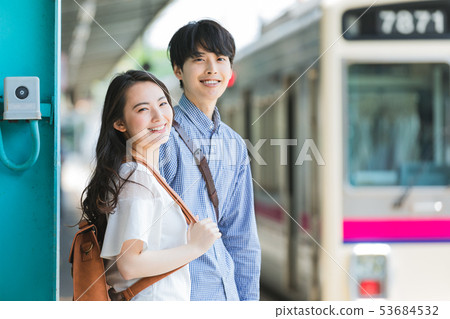 Couple train photography cooperation "Keio Electric Railway Co., Ltd." 53684532