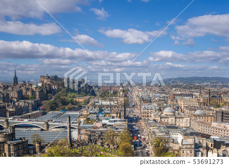Panorama of old town Edinburgh in Scotland Panorama of old town Edinburgh in Scotland 53691273