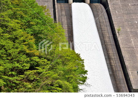 Inspection release of Fujiwara Dam 53694343