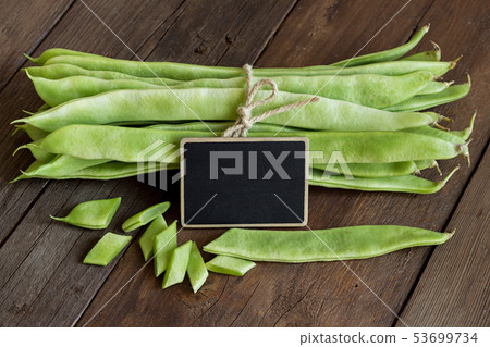 Piattoni green beans Piattoni green beans 53699734