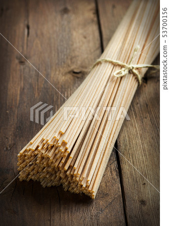 Whole wheat spaghetti 53700156