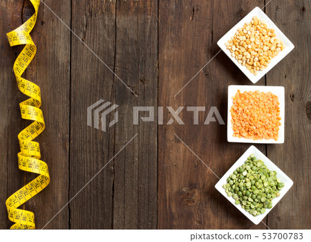 Legumes in bowls 53700783