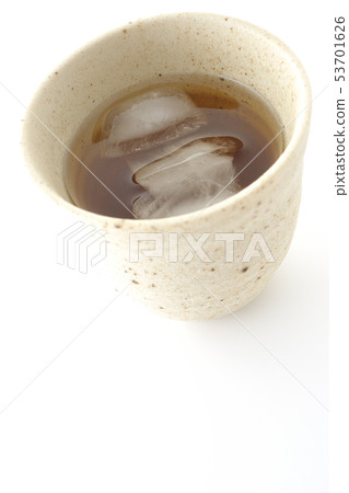 Cold tea 53701626