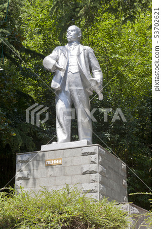Monument to Lenin in Lazarevskoye, Sochi Monument to Lenin in Lazarevskoye, Sochi 53702621