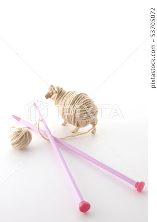 A sheep A sheep 53705072