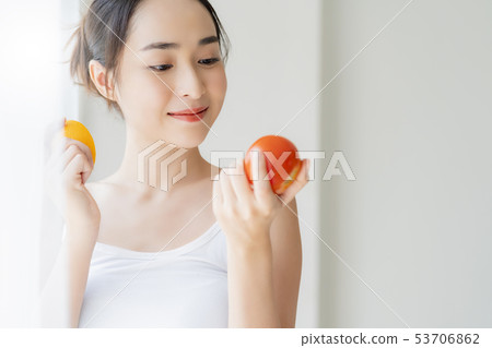 Female healthy 53706862