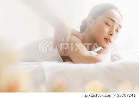 Woman Este Resort Woman Este Resort 53707241