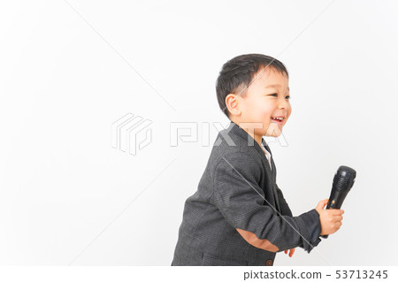 商人和話筒談話 53713245