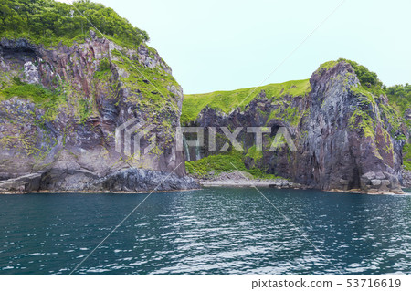 從知床半島海的夏天風景 從知床半島海的夏天風景 53716619
