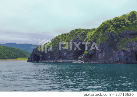 從知床半島海的夏天風景 從知床半島海的夏天風景 53716620