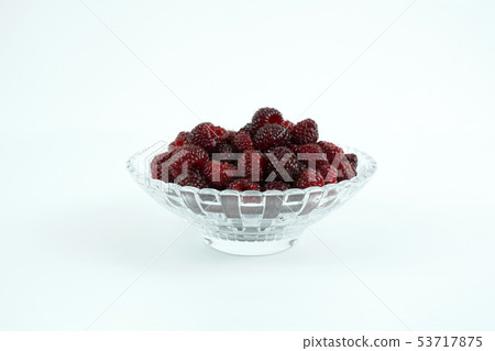 新鮮的覆盆子,覆盆子對象 新鮮的覆盆子,覆盆子對象 53717875