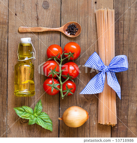 Ingridients for pasta with tomato sauce 53718986