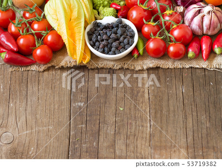 Black chickpea with vegetables Black chickpea with vegetables 53719382