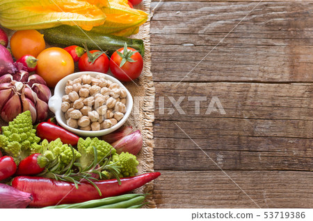 Dried organic chickpea and vegetables Dried organic chickpea and vegetables 53719386