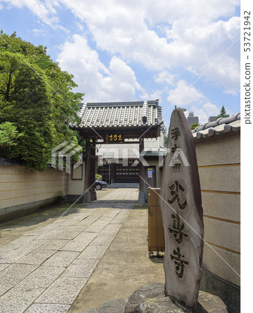 Sansenji Temple和Sanmon(東京武藏野市)的方法 Sansenji Temple和Sanmon(東京武藏野市)的方法 53721942