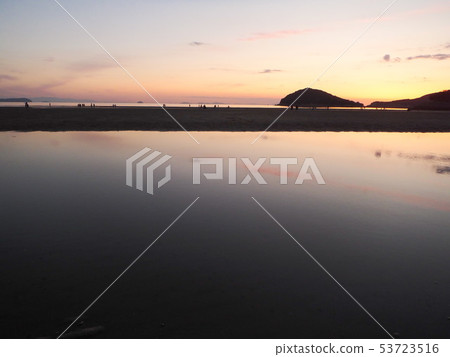 4956父親母親海灘 4956父親母親海灘 53723516