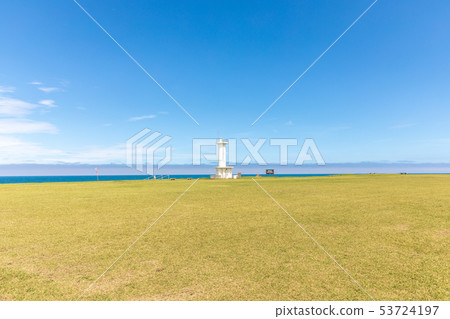 Small lighthouse on the shore of the Ogaso coast Small lighthouse on the shore of the Ogaso coast 53724197