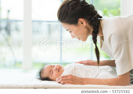 寶貝和媽媽 寶貝和媽媽 53725582