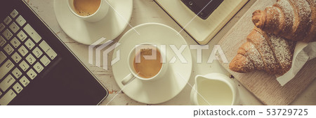 Business coffee break concept 53729725