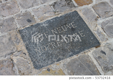 巴黎圣母院廣場[2010] 53732418