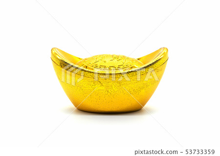 Chinese gold sycee (yuanbao) on white background. Chinese gold sycee (yuanbao) on white background. 53733359