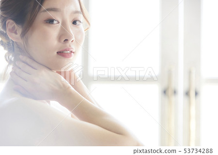 Woman beauty bath Woman beauty bath 53734288