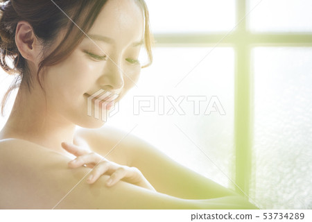 Woman beauty bath Woman beauty bath 53734289