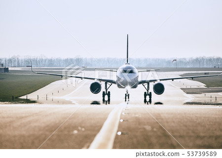 Traffic at airport 53739589