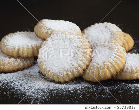 Maamoul - arabic cookies stuffed with pistachios. Maamoul - arabic cookies stuffed with pistachios. 53739812