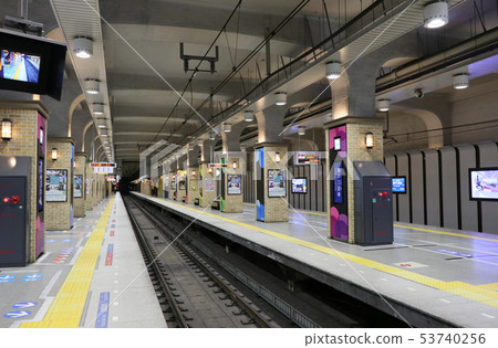 Hanshin Kobe Sannomiya Station premises 53740256