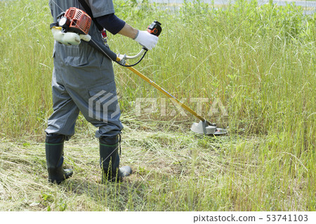 有除草圖像，割草機，除草圖像的人 53741103