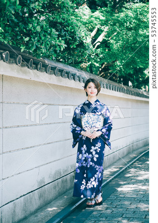 Yukata Women and Kyoto 53745553