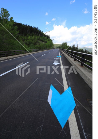 Hokkaido Kamishihoro Mikuni Pass Bicycle lane road marking 53745589