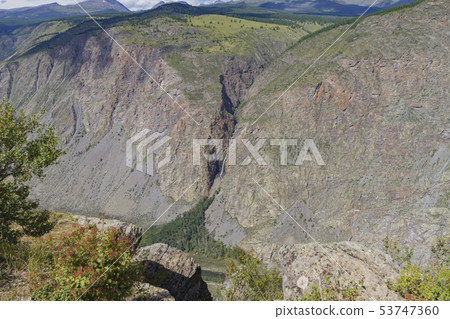 Valley of the river, top view Valley of the river, top view 53747360