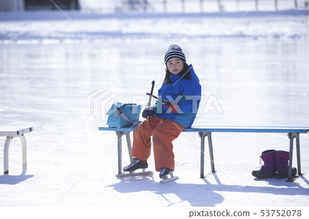 Girl enjoying skating Girl enjoying skating 53752078