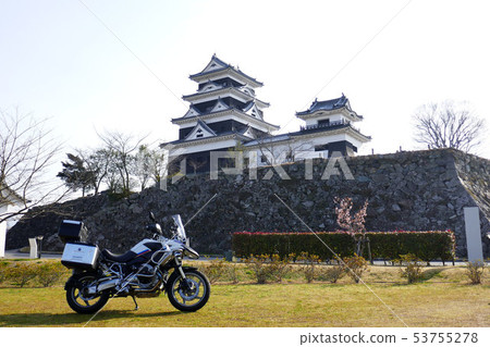 Ozu Castle, which was beautifully restored with a wooden structure 53755278