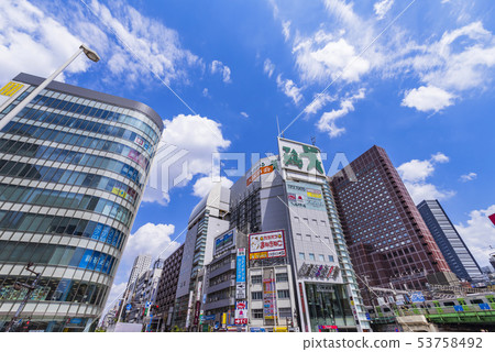 A view of Shinjuku University Guard West intersection 53758492