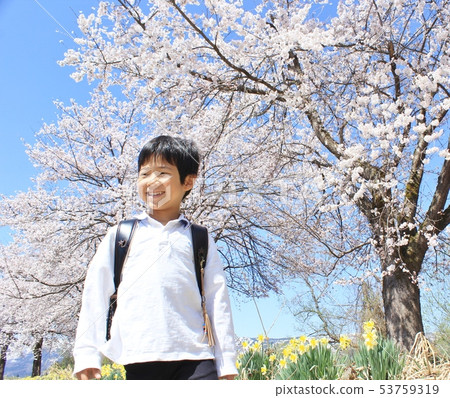 笑一年級學生 笑一年級學生 53759319